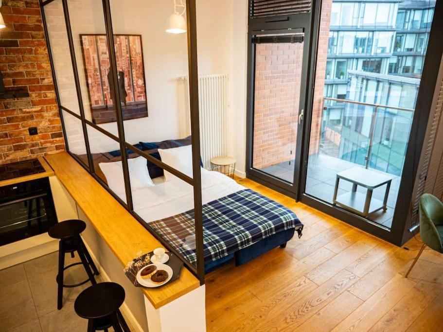 Chic Apartment In Historic Koneser Area Warsaw Ngoại thất bức ảnh