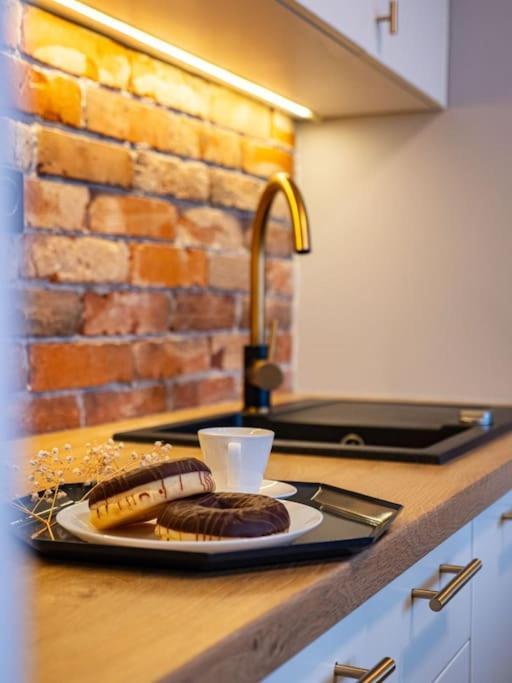 Chic Apartment In Historic Koneser Area Warsaw Ngoại thất bức ảnh