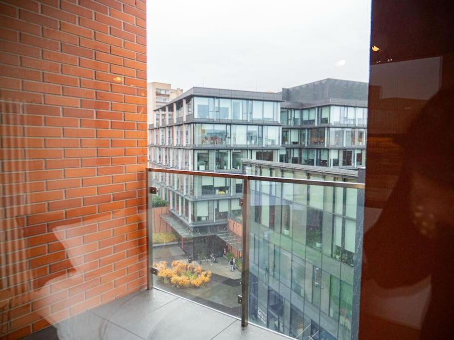Chic Apartment In Historic Koneser Area Warsaw Ngoại thất bức ảnh